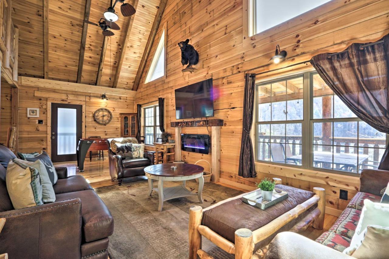Gatlinburg Cabin With Loft And Game Room 1 Mi To Town Buitenkant foto