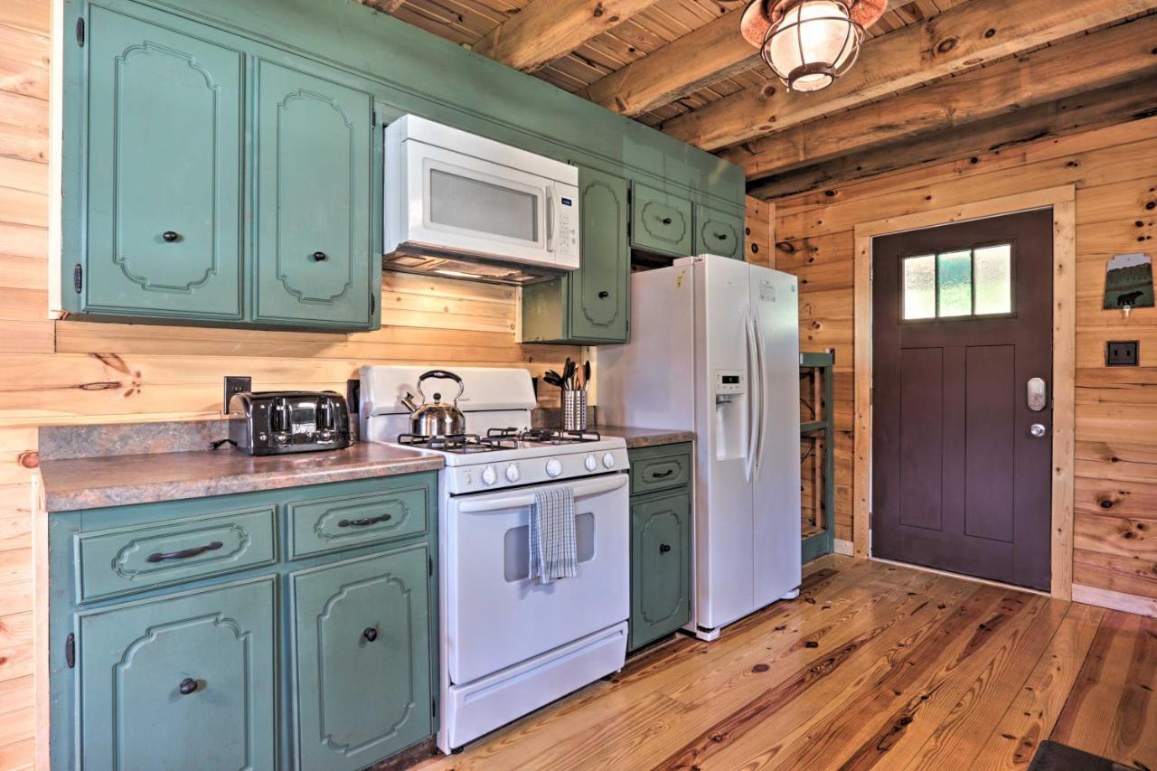 Gatlinburg Cabin With Loft And Game Room 1 Mi To Town Buitenkant foto
