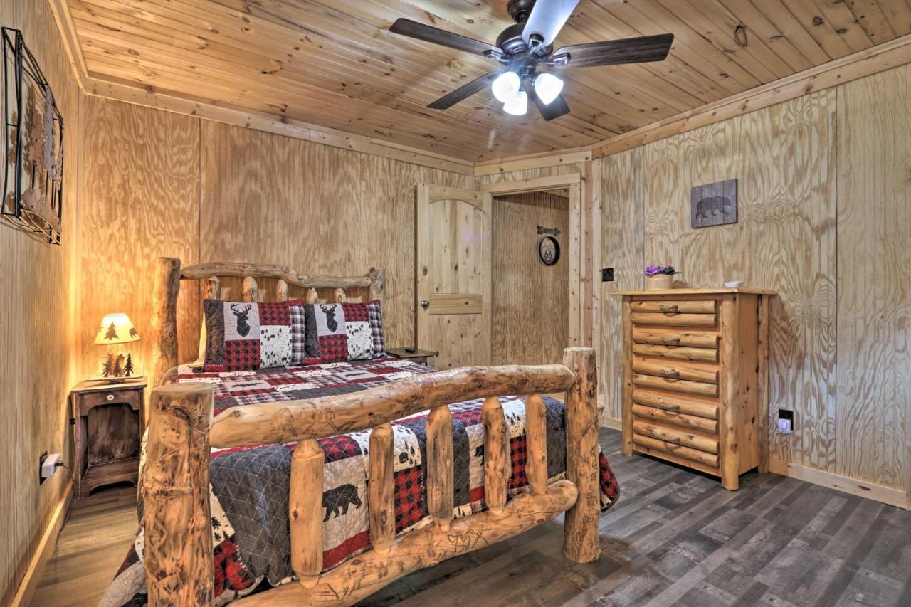 Gatlinburg Cabin With Loft And Game Room 1 Mi To Town Buitenkant foto