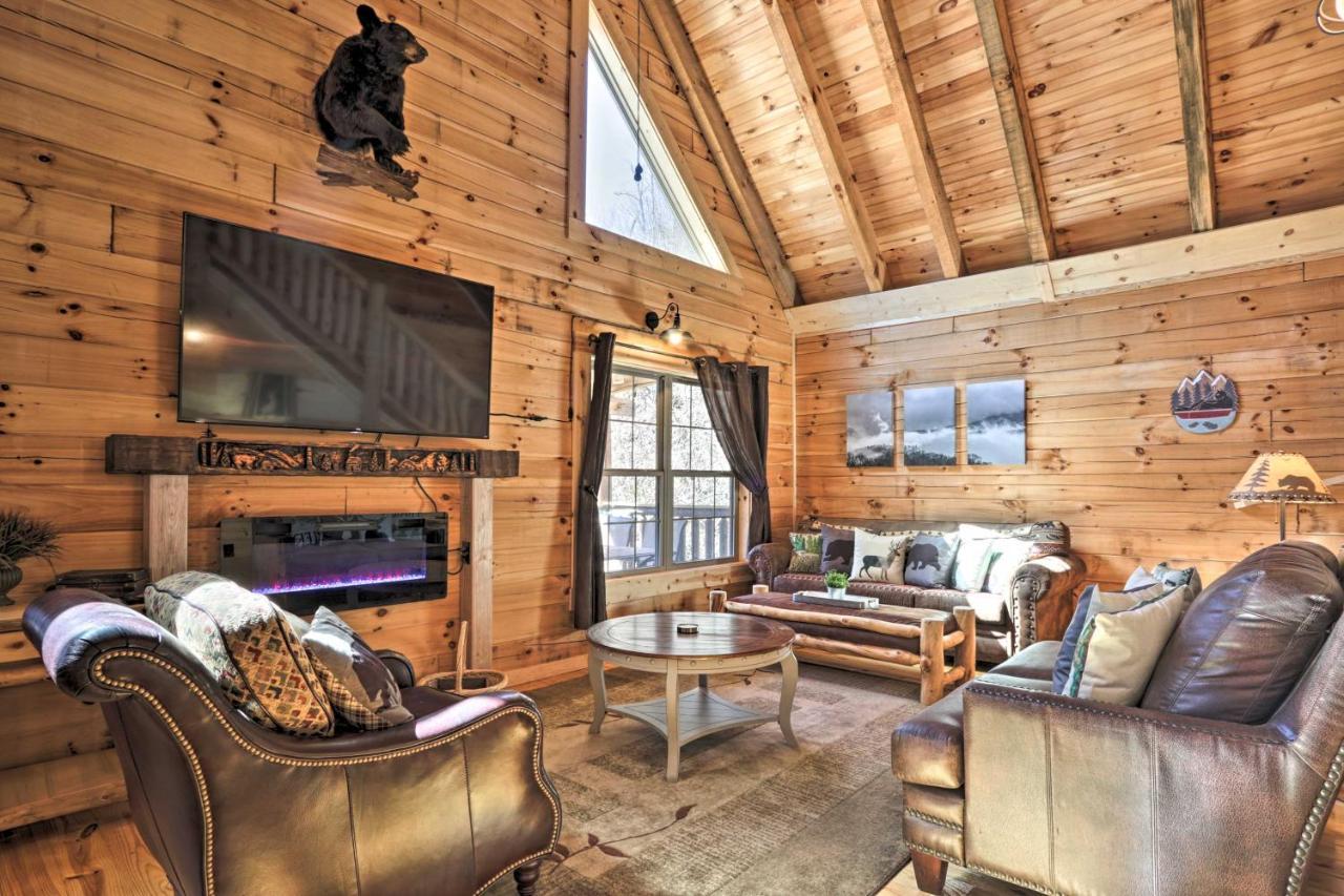 Gatlinburg Cabin With Loft And Game Room 1 Mi To Town Buitenkant foto