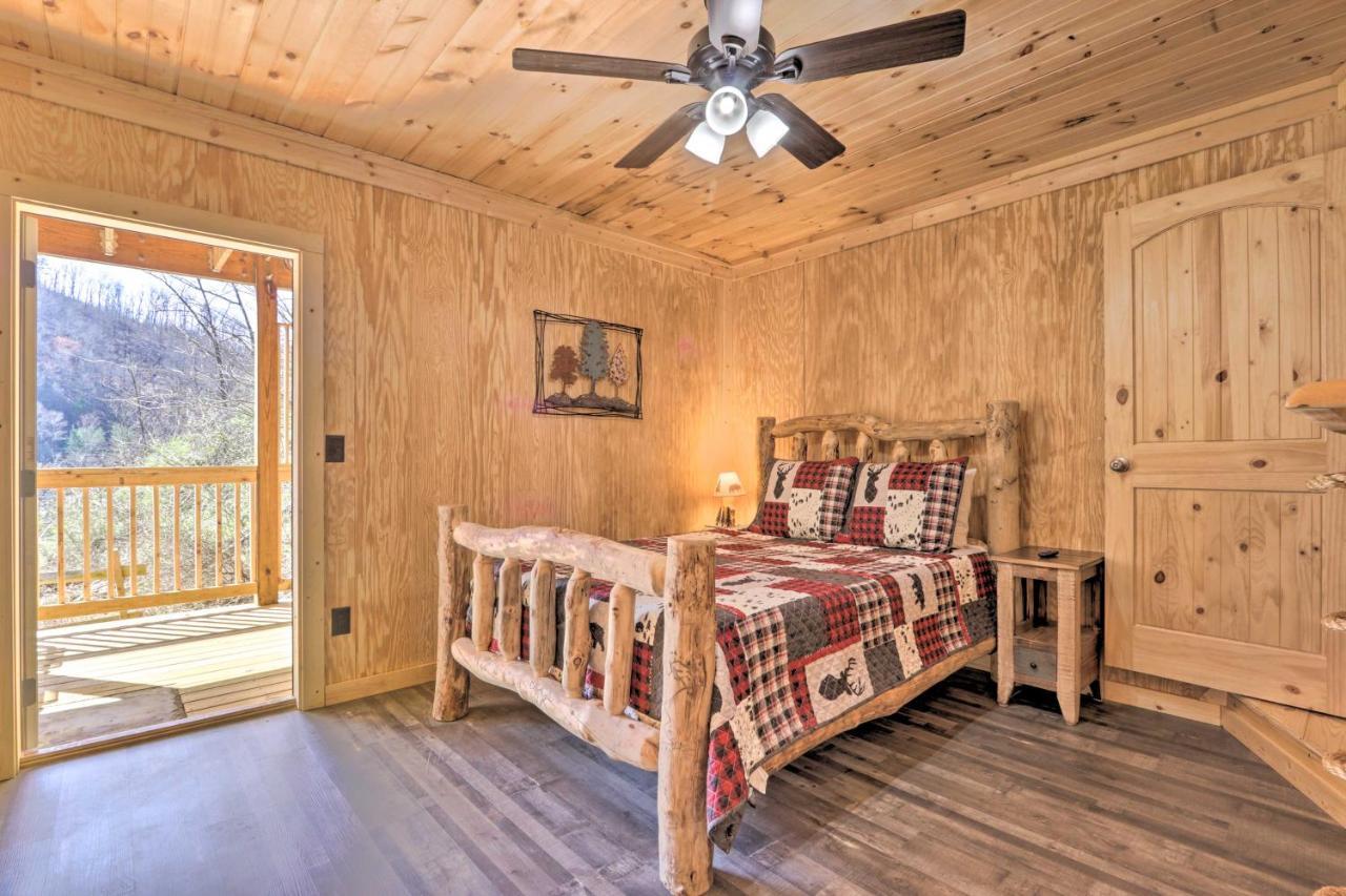 Gatlinburg Cabin With Loft And Game Room 1 Mi To Town Buitenkant foto