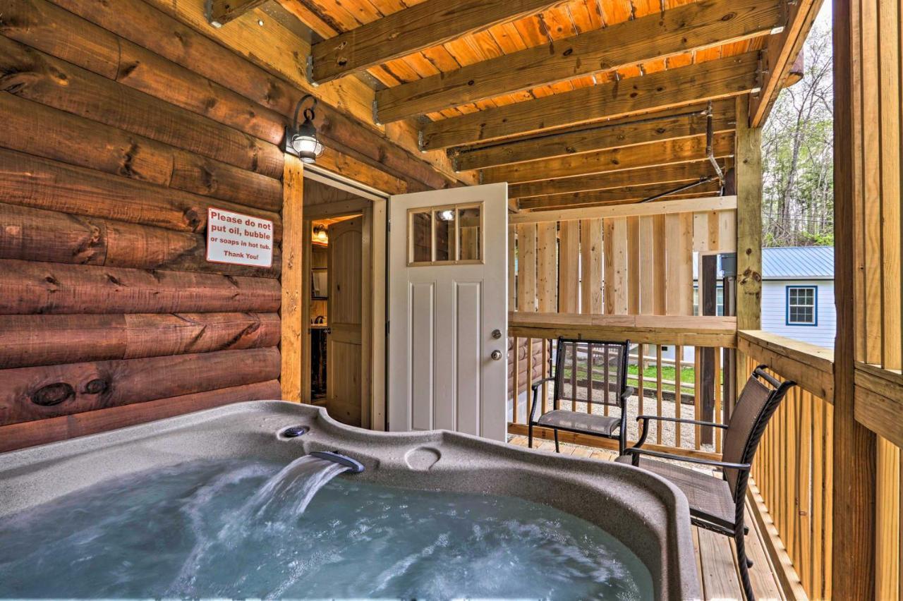 Gatlinburg Cabin With Loft And Game Room 1 Mi To Town Buitenkant foto